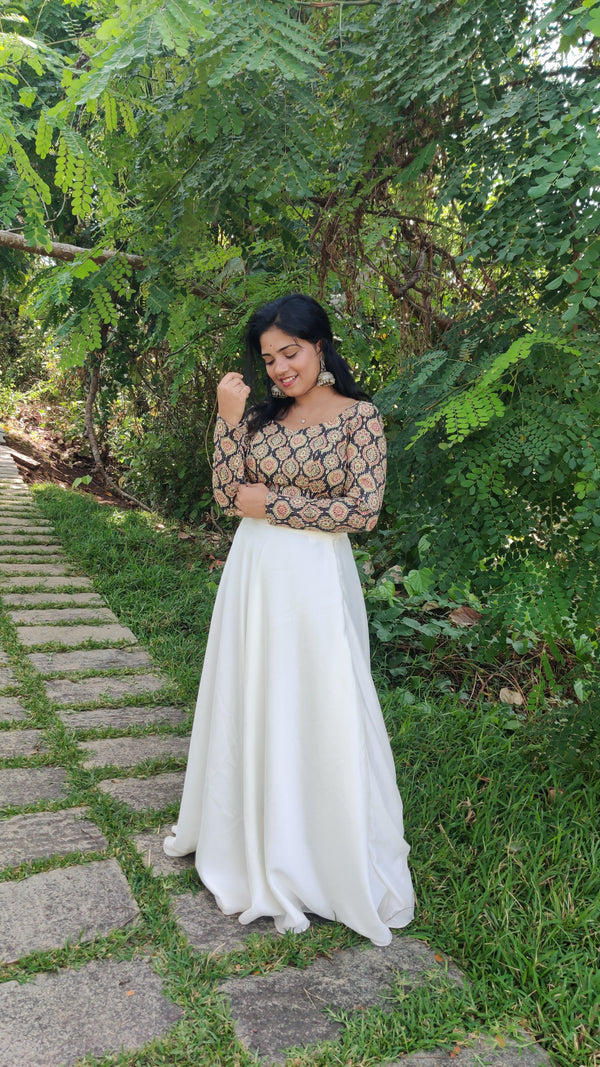Crop top & umberalla skirt MPT248