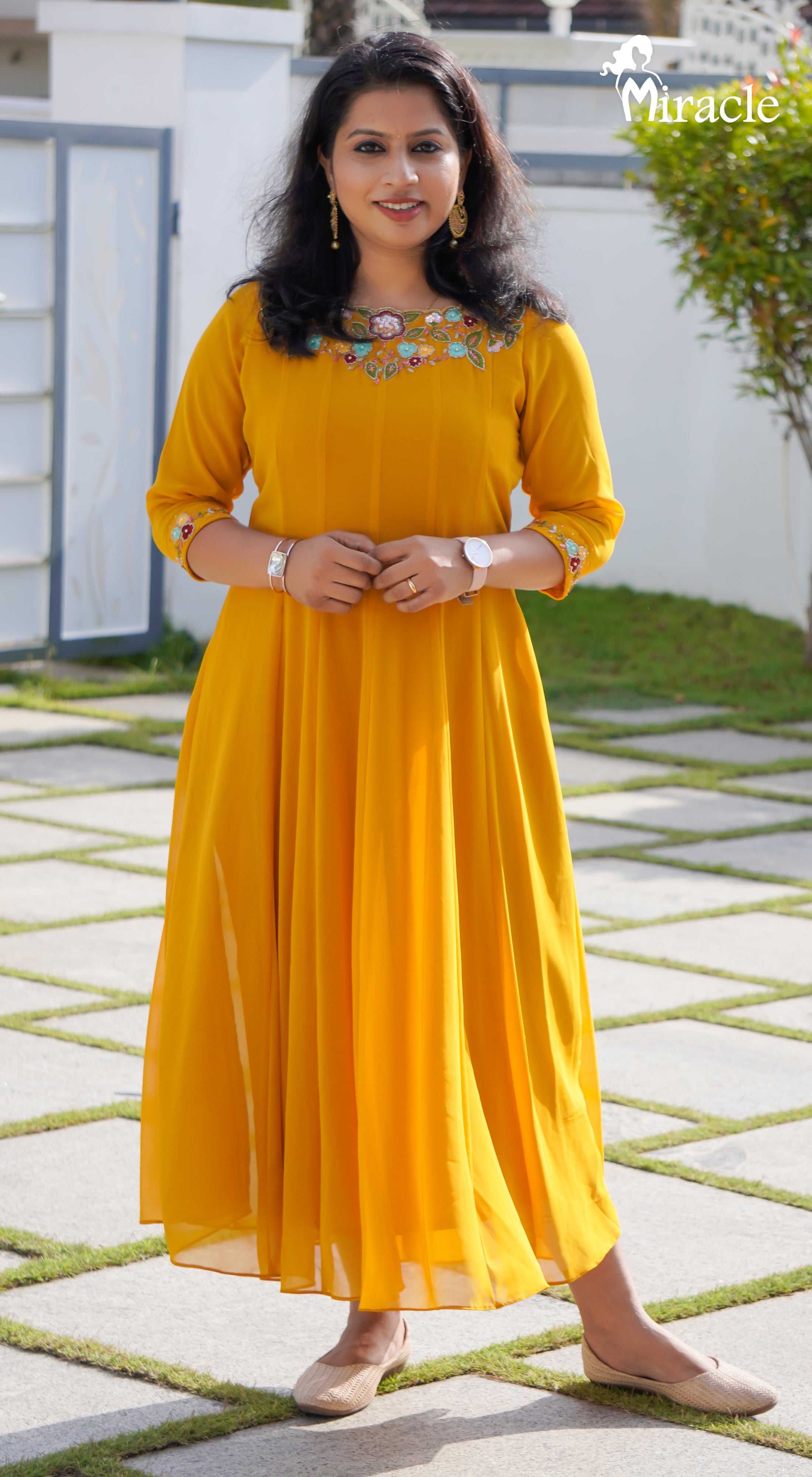 Princess cut hotsell anarkali dress