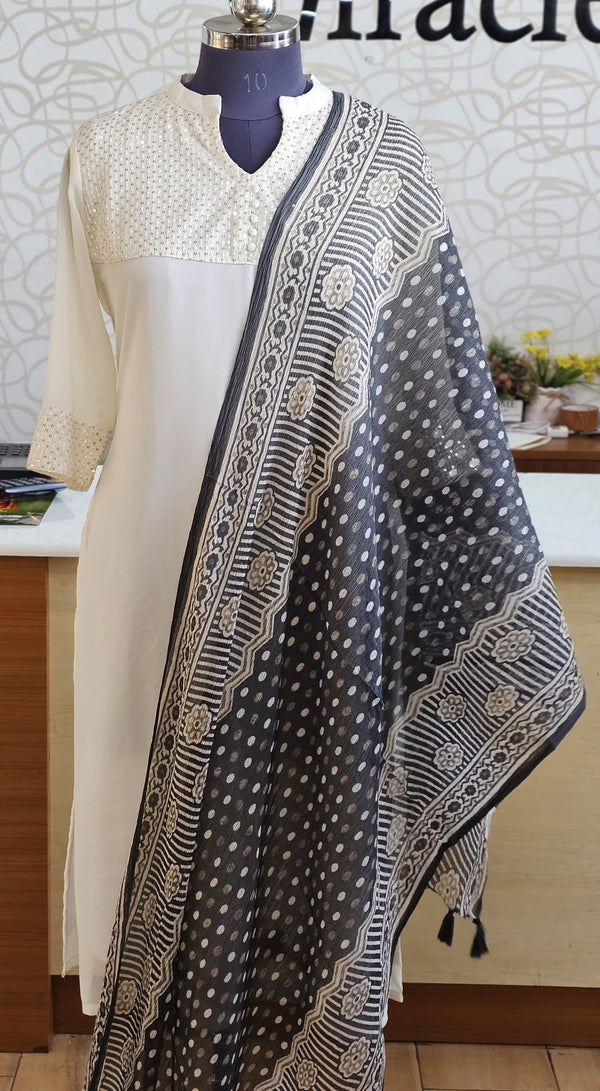 Crushed Chiffon Dupatta MDC102