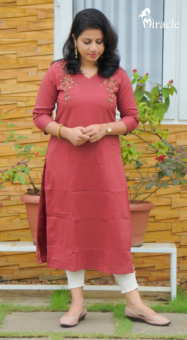 Hand Embroidery Designer Kurti MHK338