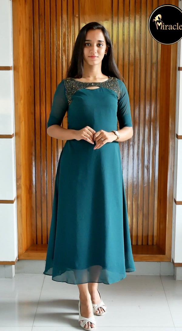 Buy Gorgeous Dark Green Rayon Kurti With Diamond Georgette Jacket | Fashion  Clothing